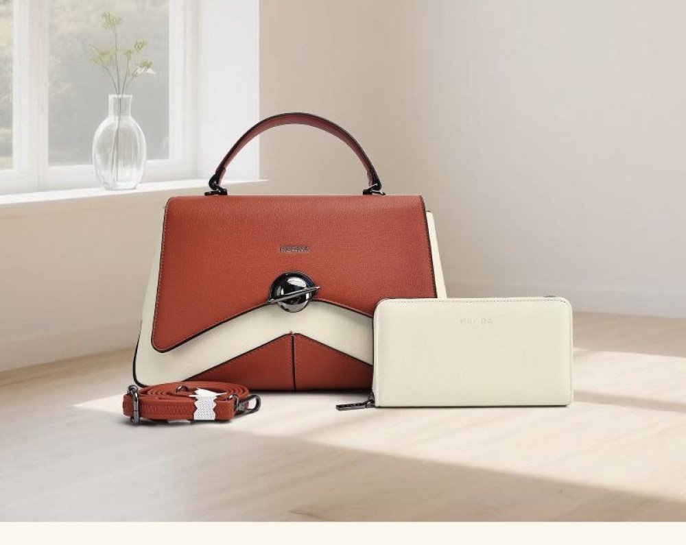 Pedra Handbag