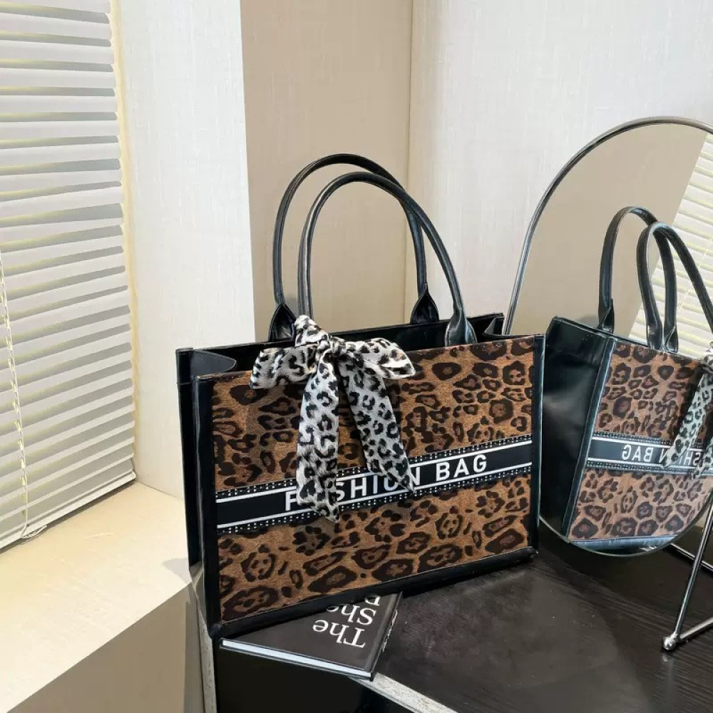 MIXED HANDBAGS