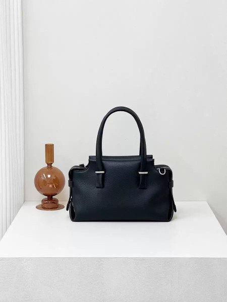 128CA-BLCK,-128CA-WHT,-128CA-RD,-128CA-EBNY-Cowhide-ModernLuxury-Black