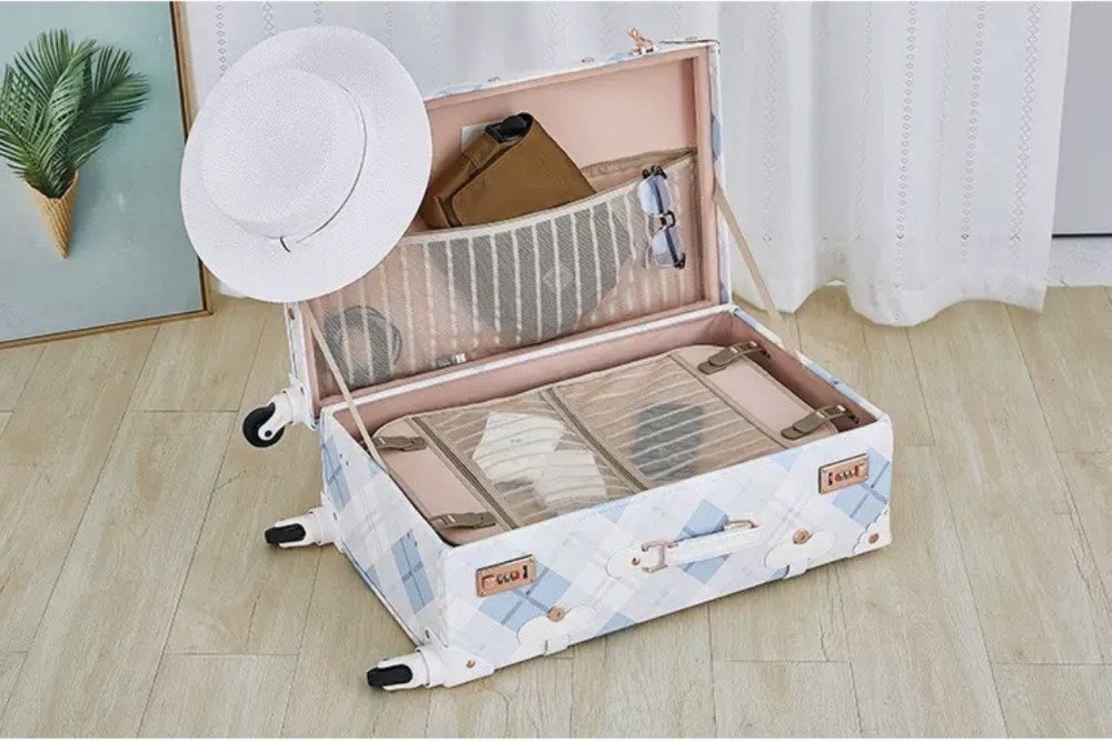 Luxury Vintage Plaid Luggage Set